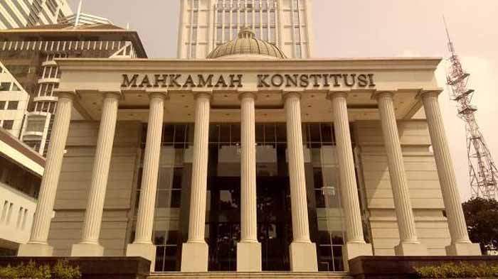 Gedung MK. Sumber: Lampung.co